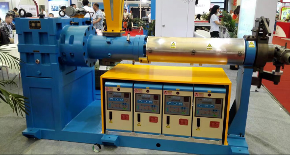 PVC片材擠出溫控機組